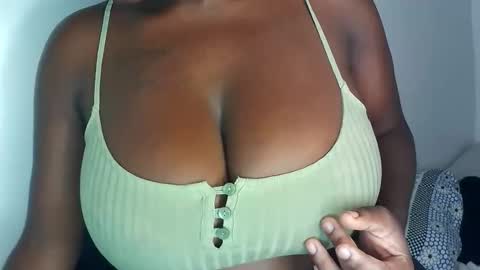 m_tits3 online show from September 2025 02:22:02 AM