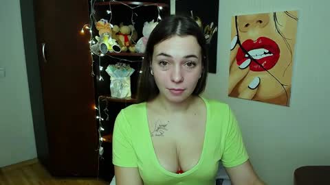 Vikki online show from January 2025 08:25:01 AM