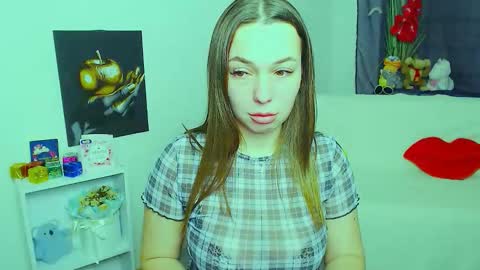 Snapshot of m_vikki chatting on February 2026 12:04:02 PM Vikki online show from February 2026 12:04:02 PM