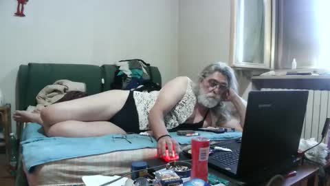 Snapshot of maax1970to chatting on May 2026 07:48:01 AM maax1970 online show from May 2026 07:48:01 AM
