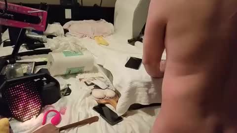 mac1119 online show from December 2025 07:36:01 AM