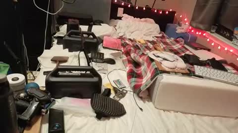 mac1119 online show from April 2026 07:46:01 AM