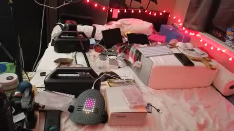 mac1119 online show from April 2026 09:46:02 AM