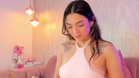 Maca online show from October 2025 11:43:01 AM