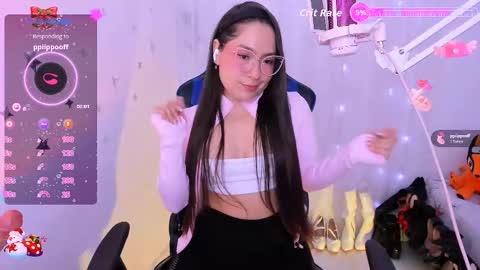 Snapshot of maca_rena_ chatting on November 2025 04:10:02 PM MacarenaIndependent model online show from November 2025 04:10:02 PM