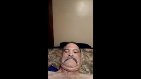 macdad1219 online show from December 2025 05:01:02 AM