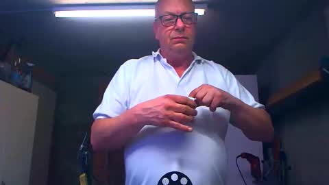 Andy online show from April 2026 06:10:01 PM