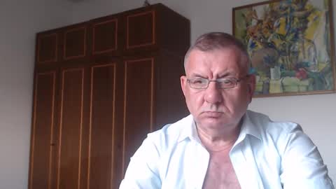 Macho online show from September 2025 04:07:02 PM