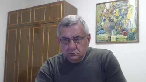 Macho online show from May 2026 08:27:02 PM
