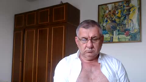 Macho online show from July 2026 03:51:01 PM
