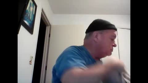 mackdocc001 online show from December 2024 11:57:01 PM