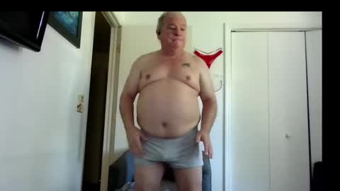 mackdocc001 online show from October 2025 05:01:01 PM