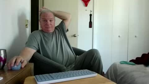 mackdocc001 online show from March 2026 04:55:01 PM