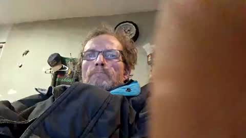 mackdog1369 online show from February 2025 07:58:02 AM