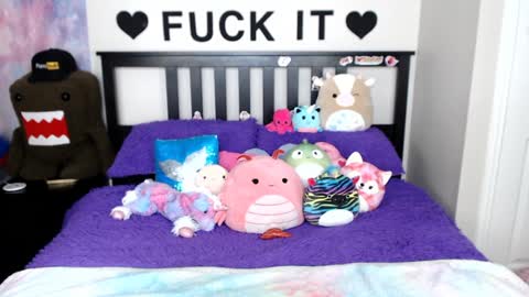 Mackenzie Wolfe online show from January 2025 07:49:02 AM