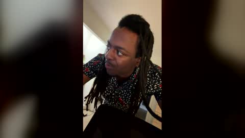 Snapshot of macribz chatting on March 2026 09:34:02 AM Duke Dangler online show from March 2026 09:34:02 AM