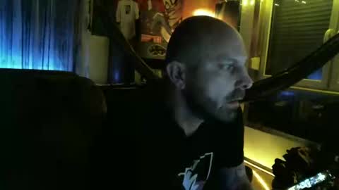 Manuel online show from March 2025 09:15:01 PM