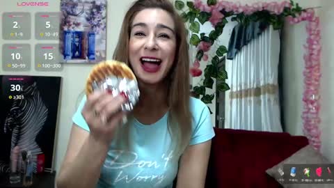 Dalila online show from January 2025 12:41:01 PM