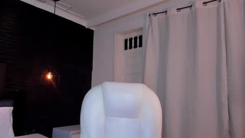  madame lilith  online show from January 2026 11:14:01 AM