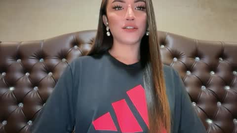 Alison Kloss online show from March 2026 01:55:02 AM