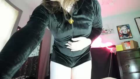 Snapshot of maddi_avalon chatting on June 2026 12:02:02 AM Maddi Avalon online show from June 2026 12:02:02 AM