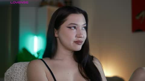 Snapshot of maddi_s_here chatting on April 2026 11:44:01 PM Maddi online show from April 2026 11:44:01 PM