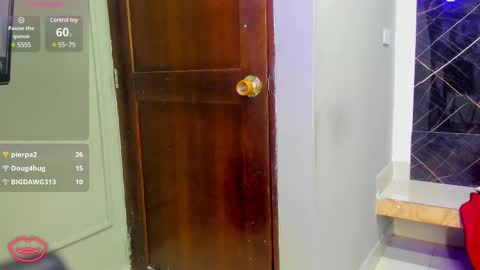 Snapshot of maddie_09 chatting on February 2025 03:15:02 PM maddie 09 online show from February 2025 03:15:02 PM