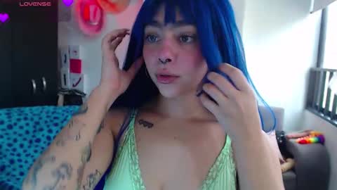 maddiie and clyde online show from March 2026 07:08:02 PM