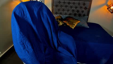 Maddie online show from December 2024 05:04:02 PM