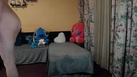 Snapshot of maddison_summer chatting on November 2025 10:32:02 PM Maddison Summer online show from November 2025 10:32:02 PM