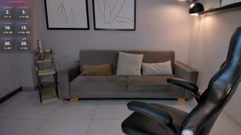 Maddison online show from January 2025 04:12:02 AM