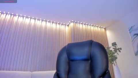 Maddison online show from December 2025 05:16:01 AM