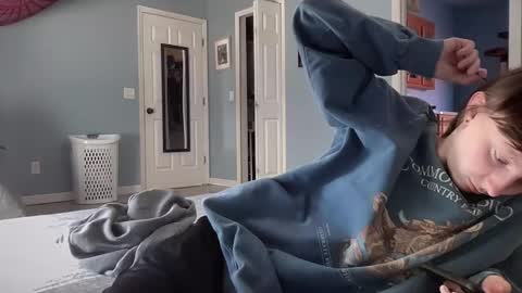 Snapshot of maddlips chatting on November 2025 08:11:02 PM Rat Boy online show from November 2025 08:11:02 PM