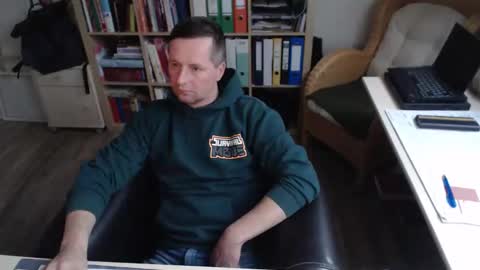 Mad4You online show from November 2025 02:43:02 PM