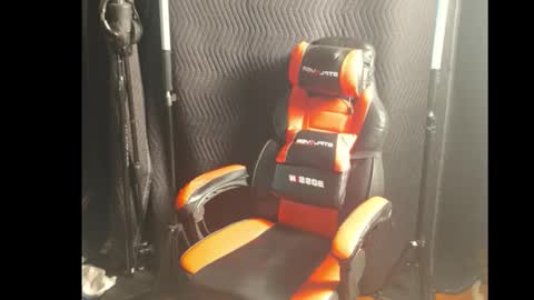 maddox840 online show from March 2026 01:44:02 AM