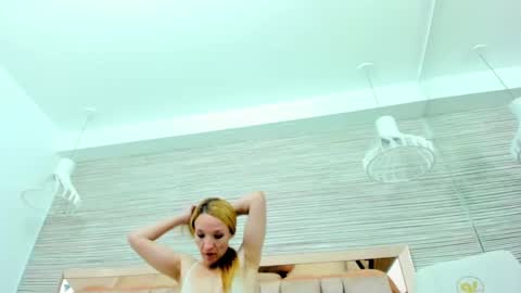 maddy cartter online show from October 2025 11:30:01 AM