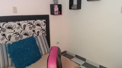 Maddy Parker  online show from December 2024 07:10:01 AM