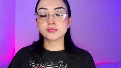   Please followme and rate me your thumbs up online show from September 2025 10:44:01 PM