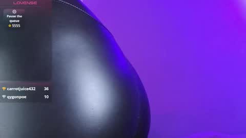   Please followme and rate me your thumbs up online show from October 2025 10:18:02 PM