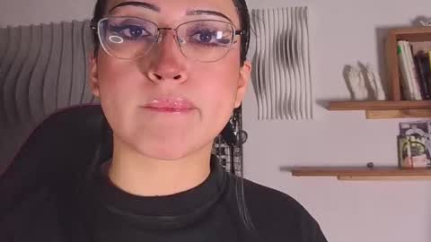   Please followme and rate me your thumbs up online show from November 2025 11:03:01 PM