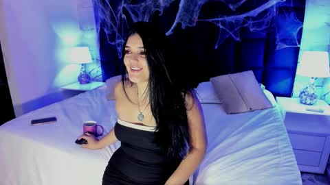 Snapshot of maddysexx_ chatting on October 2025 11:43:01 AM Maddy online show from October 2025 11:43:01 AM