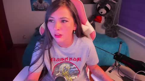 Emily     Only Fans  online show from February 2025 02:47:02 AM