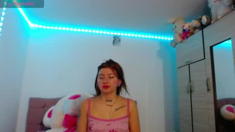 madelen_2 online show from May 2026 09:32:02 PM