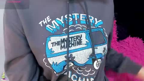 Madelin Clerk online show from December 2024 02:01:02 PM