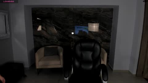 Madeline online show from September 2025 08:41:01 AM