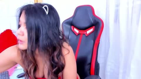 Madeline online show from January 2025 04:28:01 AM