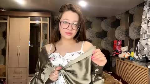 Yoko online show from March 2026 06:25:01 PM