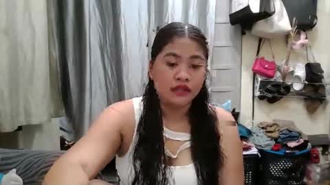 madelline2001 online show from June 2026 01:06:02 PM