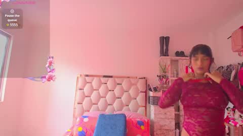 madelyn roses online show from October 2025 04:39:01 PM