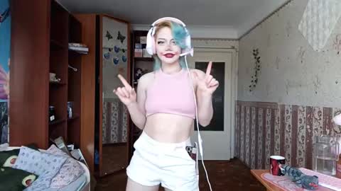 Snapshot of madgezari chatting on February 2026 06:53:01 AM Alice Kaneki online show from February 2026 06:53:01 AM